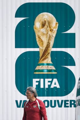 2026 FIFA World Cup, WM, Weltmeisterschaft, Fussball - Switzerland training Switzerland s head coach Murat Yakin walks in front of a FIFA Vancouver sign and an image of the World Cup trophy prior to a training session of the Swiss national soccer team during the 2026 FIFA World Cup soccer tournamentat the Killarney Park in Vancouver, Canada, 23 June 2026. Vancouver Canada  Copyright: xPETERxKLAUNZERx