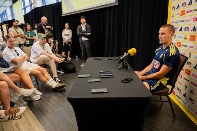 260623 Gustaf Lagerbielke of the Swedish men s national football team in the mixed zone after a training session during day 11 of the FIFA World Cup, WM, Weltmeisterschaft, Fussball 2026 on June 23, 2026 in Dallas. Photo: Petter Arvidson BILDBYRAN kod PA PA1251 fotboll football soccer fotball vm fotbolls-vm fotball-vm fotbolls-vm 2026 fifa world cup 2026 mixed zone sverige sweden sverige a day 13 bbeng *** June 23, 2026  Copyright: PETTERxARVIDSON BB260623PA098