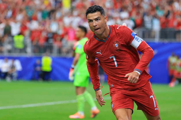 Cristiano Ronaldo of Portugal celebrates after scoring a goal during the Group K soccer match between Portugal and Uzbekistan at the 2026 FIFA World Cup, WM, Weltmeisterschaft, Fussball 2026 group stage match at the Houston stadium, United States, 23 June 2026. FIFA World Cup 2026 - Group K - Portugal vs Uzbekistan !ACHTUNG: NUR REDAKTIONELLE NUTZUNG!  Copyright: xCarlosxRamirezx GRAF4352 0859844079st