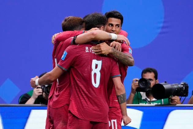 Portugal v Uzbekistan: Group K - FIFA World Cup, WM, Weltmeisterschaft, Fussball 2026 Cristiano Ronaldo of Portugal celebrates after scoring his team s third goal with teammates during the FIFA World Cup 2026 Group K match between Portugal and Uzbekistan at Houston Stadium on June 23, 2026 in Houston, Texas. Houston TX United States  Copyright: xJosexBretonx originalFilename:bretonhernandez-portugal260623_npH73.jpg