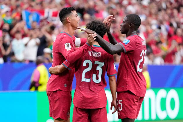 June 23, 2026, Houston, Texas, United States: Cristiano Ronaldo of Portugal celebrates after scoring his team s third goal with teammates during the FIFA World Cup, WM, Weltmeisterschaft, Fussball 2026 Group K match between Portugal and Uzbekistan at Houston Stadium on June 23, 2026 in Houston, Texas. Portugal V Uzbekistan: Group K - FIFA World Cup 2026  - ZUMAa181 20260623_zaa_a181_050 Copyright: xJosexBretonx
