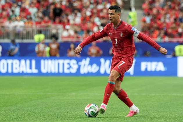 HOUSTON, TX - JUNE 23: Cristiano Ronaldo 7 of Portugal controls the ball during the FIFA World Cup, WM, Weltmeisterschaft, Fussball 2026 Group K match between Portugal and Uzbekistan on June 23, 2026, at Houston Stadium in Houston, Texas. (Photo by David Buono Icon Sportswire) SOCCER: JUN 23 FIFA World Cup 26 Group K - Portugal vs Uzbekistan EDITORIAL USE ONLY Icon260623060