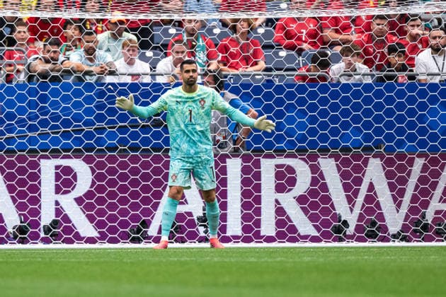 260623 Goalkeeper Diogo Costa of Portugal during the FIFA World Cup, WM, Weltmeisterschaft, Fussball 2026 football match between Portugal and Uzbekistan on June 23, 2026 in Houston. Photo: Ludvig Thunman BILDBYRAN kod LT LT0803 fotboll football soccer fotball vm fotbolls-vm fotball-vm fotbolls-vm 2026 fifa world cup 2026 day 13 bbeng *** June 23, 2026  Copyright: LUDVIGxTHUNMAN BB260623LT048