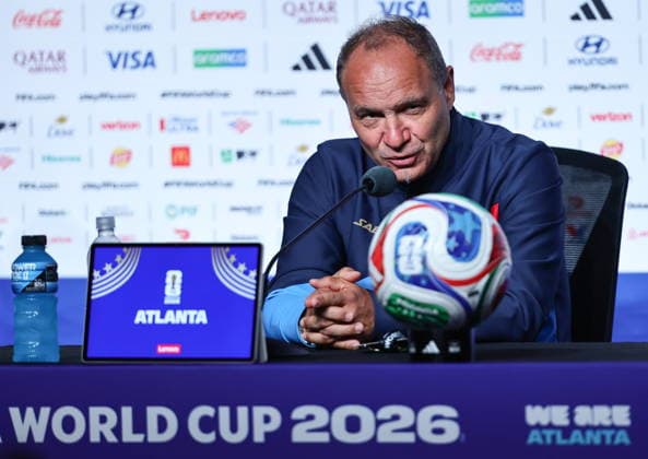 FIFA World Cup, WM, Weltmeisterschaft, Fussball 2026 - Haiti press conference, PK, Pressekonferenz Haiti™s national soccer team head coach Sebastien Migne attends a press conference in Atlanta, Georgia, USA, 23 June 2026. Morocco will face Haiti on 24 June in a FIFA World Cup 2026 group C match. ATLANTA United States  Copyright: xRONALDxWITTEKx