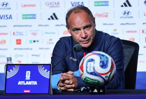FIFA World Cup, WM, Weltmeisterschaft, Fussball 2026 - Haiti press conference, PK, Pressekonferenz Haiti™s national soccer team head coach Sebastien Migne attends a press conference in Atlanta, Georgia, USA, 23 June 2026. Morocco will face Haiti on 24 June in a FIFA World Cup 2026 group C match. ATLANTA United States  Copyright: xRONALDxWITTEKx