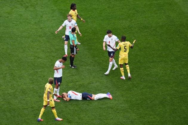 Harry Kane of England goes down with a head injury England v Ghana, 2026 FIFA World Cup, WM, Weltmeisterschaft, Fussball Group L, Football, Boston Stadium, Foxborough, Massachusetts, USA - 23 Jun 2026Foxborough Boston Stadium Massachusetts (MA) United States of America EDITORIAL USE ONLY No use with unauthorised audio, video, data, fixture lists, club league logos or live services. Online in-match use limited to 120 images, no video emulation. No use in betting, games or single club league player publications.  Copyright: xIsmaelxAdnan Shutterstockx 16956027bs