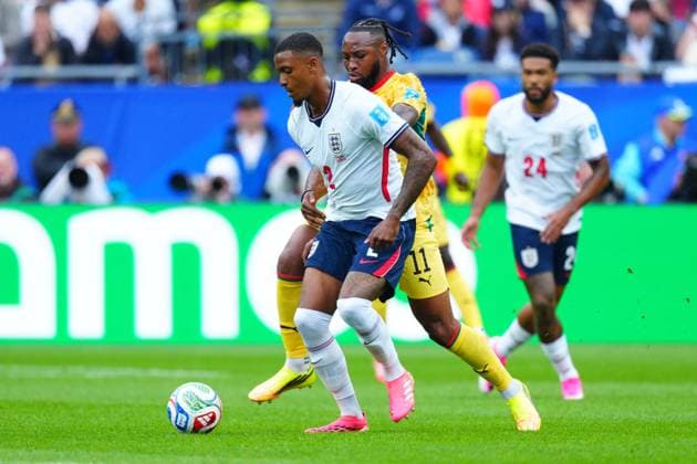 Ezri Konsa of England and Antoine Semenyo of Ghana England v Ghana, 2026 FIFA World Cup, WM, Weltmeisterschaft, Fussball Group L, Football, Boston Stadium, Foxborough, Massachusetts, USA - 23 Jun 2026Foxborough Boston Stadium Massachusetts (MA) United States of America EDITORIAL USE ONLY No use with unauthorised audio, video, data, fixture lists, club league logos or live services. Online in-match use limited to 120 images, no video emulation. No use in betting, games or single club league player publications.  Copyright: xJavierxGarcia Shutterstockx 16956021ca
