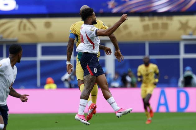 FIFA World Cup, WM, Weltmeisterschaft, Fussball 2026 - Group L - England vs Ghana Jordan Ayew of Ghana (back) and Reece James of England during the FIFA World Cup 2026 group stage match England against Ghana, in Boston, Massachusetts, USA, 23 June 2026. Foxborough United States  Copyright: xGREGxM.xCOOPERx