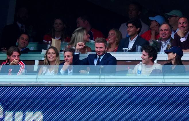 David Beckham, Cruz Beckham and Jackie Apostel watching the action England v Ghana, 2026 FIFA World Cup, WM, Weltmeisterschaft, Fussball Group L, Football, Boston Stadium, Foxborough, Massachusetts, USA - 23 Jun 2026Foxborough Boston Stadium Massachusetts (MA) United States of America EDITORIAL USE ONLY No use with unauthorised audio, video, data, fixture lists, club league logos or live services. Online in-match use limited to 120 images, no video emulation. No use in betting, games or single club league player publications.  Copyright: xJavierxGarcia Shutterstockx 16956021cg