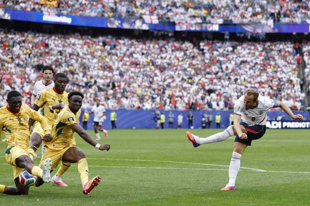 FOXBOROUGH - (LR) Abdul Mumin of Ghana, Marvin Senaya of Ghana, Harry Kane of England during the FIFA 2026 World Cup Group L match between England and Ghana at Boston Stadium on June 23, 2026 in Foxborough, United States. MAURICE VAN STEEN ANP FIFA World Cup, WM, Weltmeisterschaft, Fussball 2026 2026 xVIxANPxSportx xMauricexvanxSteenxIVx 561779341 originalFilename: 561779341.jpg