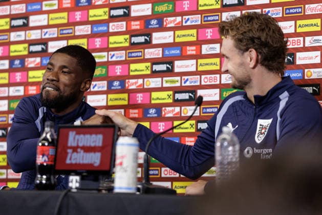 SOCCER - FIFA World Cup, WM, Weltmeisterschaft, Fussball 2026, preview SANTA BARBARA,CALIFORNIA,USA,23.JUN.26 - SOCCER - FIFA World Cup 2026, USA, Mexico, Canada, preview, OEFB, Oesterreichischer Fussball-Bund, press conference, PK, Pressekonferenz team AUT. Image shows Kevin Danso and Stefan Posch (AUT).  GEPAxpictures xArminxRauthner