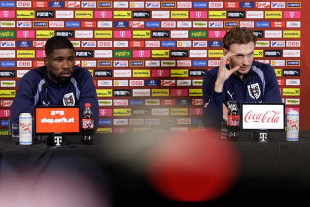 SOCCER - FIFA World Cup, WM, Weltmeisterschaft, Fussball 2026, preview SANTA BARBARA,CALIFORNIA,USA,23.JUN.26 - SOCCER - FIFA World Cup 2026, USA, Mexico, Canada, preview, OEFB, Oesterreichischer Fussball-Bund, press conference, PK, Pressekonferenz team AUT. Image shows Kevin Danso and Stefan Posch (AUT).  GEPAxpictures xArminxRauthner