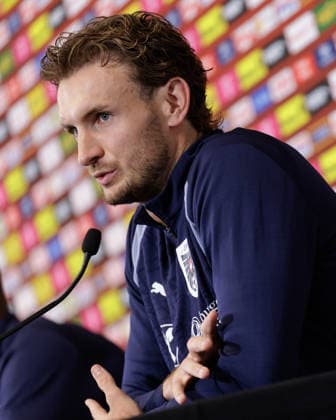 SOCCER - FIFA World Cup, WM, Weltmeisterschaft, Fussball 2026, preview SANTA BARBARA,CALIFORNIA,USA,23.JUN.26 - SOCCER - FIFA World Cup 2026, USA, Mexico, Canada, preview, OEFB, Oesterreichischer Fussball-Bund, press conference, PK, Pressekonferenz team AUT. Image shows Stefan Posch (AUT).  GEPAxpictures xArminxRauthner
