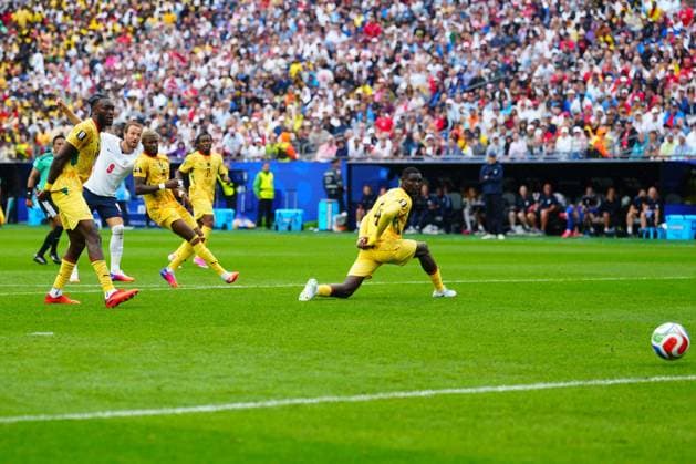 Harry Kane of England has a shot England v Ghana, 2026 FIFA World Cup, WM, Weltmeisterschaft, Fussball Group L, Football, Boston Stadium, Foxborough, Massachusetts, USA - 23 Jun 2026Foxborough Boston Stadium Massachusetts (MA) United States of America EDITORIAL USE ONLY No use with unauthorised audio, video, data, fixture lists, club league logos or live services. Online in-match use limited to 120 images, no video emulation. No use in betting, games or single club league player publications.  Copyright: xJavierxGarcia Shutterstockx 16956021di