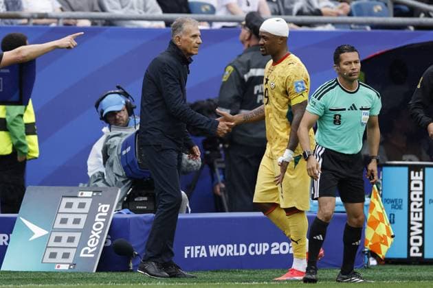 FOXBOROUGH - (LR) Ghana manager Carlos Querioz, Jordan Ayew of Ghana during the FIFA 2026 World Cup Group L match between England and Ghana at Boston Stadium on June 23, 2026 in Foxborough, United States. MAURICE VAN STEEN ANP FIFA World Cup, WM, Weltmeisterschaft, Fussball 2026 2026 xVIxANPxSportx xMauricexvanxSteenxIVx 561781417 originalFilename: 561781417.jpg