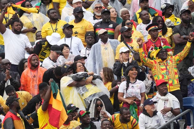 Fans aus Ghana feiern - Boston 23.06.2026: England vs. Ghana, Gilette Stadium, World Cup 26 Gruppe L, 2. Spieltag *** Fans from Ghana celebrate Boston, June 23, 2026