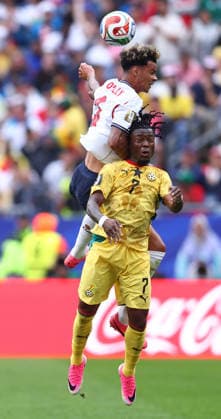 Foxborough, USA, 23rd June 2026. Nico O Reilly of England and Abdul Fatawu of Ghana during the England vs Ghana FIFA World Cup, WM, Weltmeisterschaft, Fussball match at Gillette Stadium, Foxborough. Picture credit should read: Paul Terry Sportimage EDITORIAL USE ONLY. No use with unauthorised audio, video, data, fixture lists, club league logos or live services. Online in-match use limited to 120 images, no video emulation. No use in betting, games or single club league player publications. SPI_128_PT_Eng_Ghana SPI-4840-0133