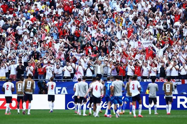 England fans after the full time whistle England v Ghana, 2026 FIFA World Cup, WM, Weltmeisterschaft, Fussball Group L, Football, Boston Stadium, Foxborough, Massachusetts, USA - 23 Jun 2026Foxborough Boston Stadium Massachusetts (MA) United States of America EDITORIAL USE ONLY No use with unauthorised audio, video, data, fixture lists, club league logos or live services. Online in-match use limited to 120 images, no video emulation. No use in betting, games or single club league player publications.  Copyright: xMichaelxZemanek Shutterstockx 16956026de
