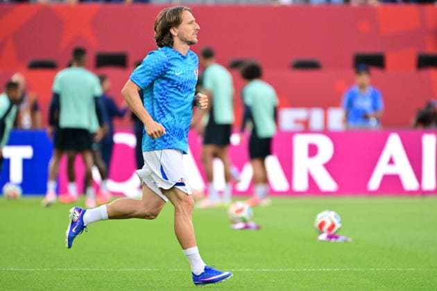 FIFA World Cup, WM, Weltmeisterschaft, Fussball 2026 - Group L - Panama vs Croatia Luka Modric of Croatia warms up ahead of the FIFA World Cup 2026 group stage match Panama against Croatia, in Toronto, Canada, 23 June 2026. TORONTO United States  Copyright: xEDUARDOxLIMAx