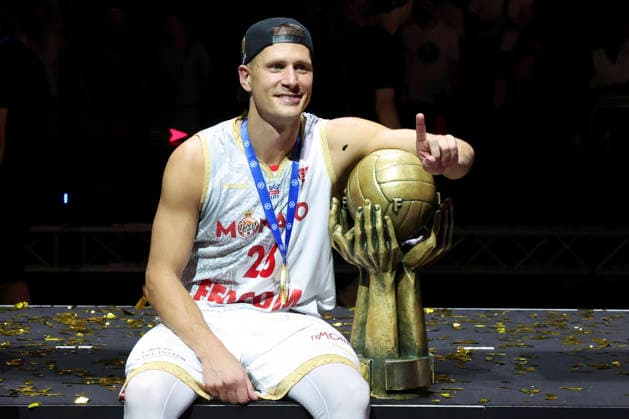 BASKET BALL : Paris Vs Monaco - Betclic Elite - 23 06 2026 Joie de Monaco en fin de match - Nemanja Nedovic (Monaco) ParisFrance  Copyright: xMichaelxBaucherx