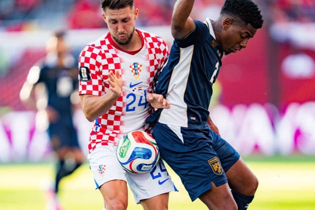 FIFA Fussball Weltmeisterschaft 2026, Gruppe L, Spiel 2, Panama vs. Kroatien, 23.06.2026 im Toronto Stadium, Toronto Marco Pasalic (Kroatien) Cesar Blackman (Panama) *** 2026 FIFA World Cup, Group L, Match 2, Panama vs. Croatia, June 23, 2026, at Toronto Stadium, Toronto; Marco Pasalic (Croatia), Cesar Blackman (Panama),detected_source_language Copyright: xBahhoxKarax