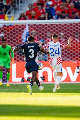 FIFA Fussball Weltmeisterschaft 2026, Gruppe L, Spiel 2, Panama vs. Kroatien, 23.06.2026 im Toronto Stadium, Toronto Jose Cordoba (Panama) Marco Pasalic (Kroatien) *** 2026 FIFA World Cup, Group L, Match 2, Panama vs. Croatia, June 23, 2026, at Toronto Stadium, Toronto; Jose Cordoba (Panama), Marco Pasalic (Croatia),detected_source_language Copyright: xBahhoxKarax