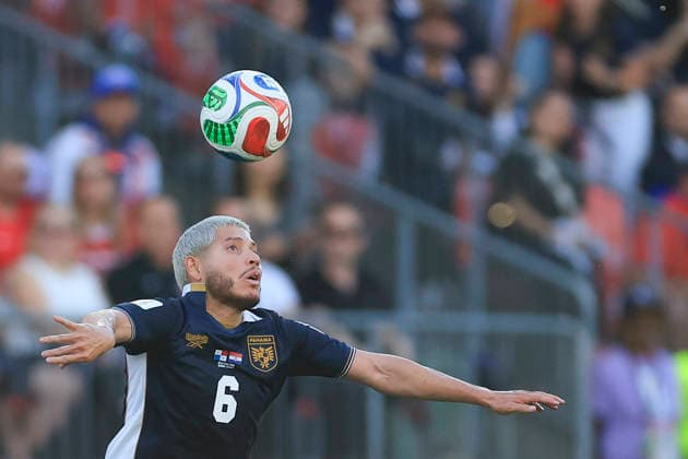 Cristian Martínez of Panama controls the ball during a Group L match of the 2026 FIFA World Cup, WM, Weltmeisterschaft, Fussball between Panama and Croatia at BMO stadium in Toronto, Canada, 23 June 2026. FIFA World Cup 2026 - Group L - Panama - Croatia !ACHTUNG: NUR REDAKTIONELLE NUTZUNG!  Copyright: xBienvenidoxVelascox GR3059 20260624-55020688074_1