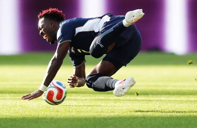 June 23, 2026, Toronto, On, CANADA: Panama s Jose Luis Rodriguez (7) falls after a challenge from Croatia s Luka Modric (not shown) during the first half of a World Cup Group L soccer match, in Toronto, on Tuesday, June 23, 2026. Canada News - June 23, 2026  - ZUMAc35_ 20260623_zaf_c35_155 Copyright: xNathanxDenettex