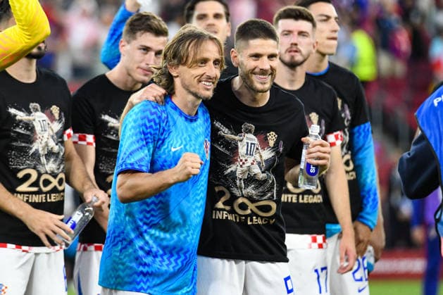 Panama national team, Nationalteam vs Croatia National Team. FIFA World Cup, WM, Weltmeisterschaft, Fussball 2026 Group L match. Squad pays hommage to Luka Modric for his appearance number 200 with Croatia National Team at the end of the match played between the National Teams of Croatia and Panama. FIFA World Cup 2026 Group L match, played on 23.06.26 at the Toronto Stadium in Toronto, Ontario, Canada. Photo Jose Campos PMEimages Toronto Ontario Canada Copyright: xJosexCamposx xPMEimagesx