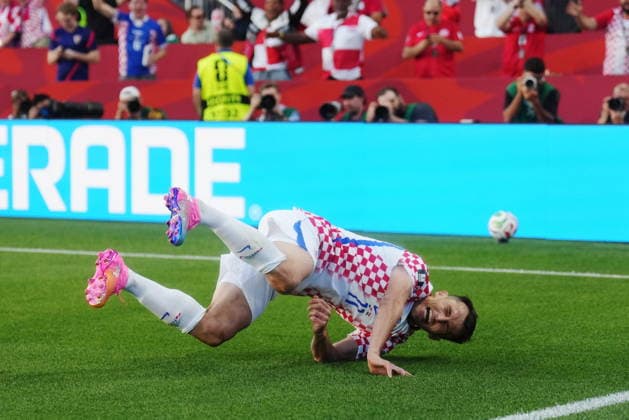 June 23, 2026, Toronto, On, CANADA: Croatia s Ante Budimir (11) tumbles as he celebrates his goal against Panama during the second half of a World Cup Group L soccer match, in Toronto, on Tuesday, June 23, 2026. Canada News - June 23, 2026  - ZUMAc35_ 20260623_zaf_c35_203 Copyright: xNathanxDenettex