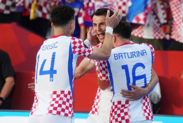 June 23, 2026, Toronto, On, CANADA: Croatia s Ante Budimir (centre) celebrates his goal against Panama with Ivan Perisic (14) and Martin Baturina (16) during the second half of a World Cup Group L soccer match, in Toronto, on Tuesday, June 23, 2026. Canada News - June 23, 2026  - ZUMAc35_ 20260623_zaf_c35_204 Copyright: xNathanxDenettex
