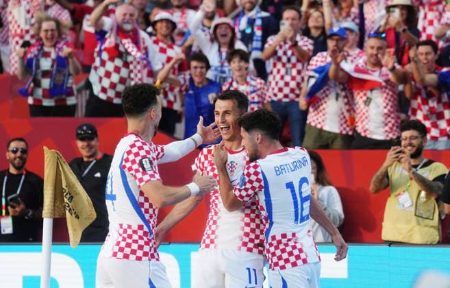 June 23, 2026, Toronto, On, CANADA: Croatia s Ante Budimir (centre) celebrates his goal against Panama with Ivan Perisic (14) and Martin Baturina (16) during the second half of a World Cup Group L soccer match, in Toronto, on Tuesday, June 23, 2026. Canada News - June 23, 2026  - ZUMAc35_ 20260623_zaf_c35_209 Copyright: xNathanxDenettex