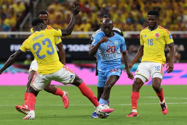 FIFA World Cup, WM, Weltmeisterschaft, Fussball 2026 - Group K - Colombia vs DR Congo Davinson Sanchez (L) of Colombia vies for the ball with Yoane Wissa (C) of DR Congo during the FIFA World Cup 2026 Group K match Colombia against DR Congo in Guadalajara, Mexico, 23 June 2026. GUADALAJARA Mexico  Copyright: xALEXxCRUZx