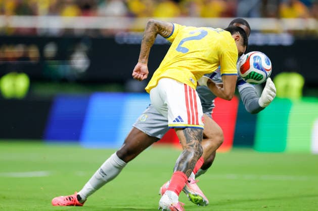 FIFA World Cup, WM, Weltmeisterschaft, Fussball 2026 COLOMBIA VS RD CONGO FIFA WORLD CUP 2026 COLOMBIA VS RD CONGO COLOMBIA VS RD CONGO 23062026 GUADALAJARA, JALISCO. Action photo of Daniel Munoz of Colombia (No. 2) during Group K game of the FIFA World Cup 2026, held at the Estadio Guadalajara at Guadalajara, Jalisco. Foto de accion de Daniel Munoz de Colombia (No. 2), durante juego del Grupo K de la Copa del Mundo 2026 de la FIFA, celebrado en el Estadio Guadalajara en Guadalajara, Jalisco. PHOTO BY IMAGENSHOP AGENCIA FOTOGRAFICA GUADALAJARA JALISCO MEXICO *** FIFA WORLD CUP 2026 COLOMBIA VS. DR CONGO FIFA WORLD CUP 2026 COLOMBIA VS. DR CONGO COLOMBIA VS. DR CONGO 06 23 2026 GUADALAJARA, JALISCO Action photo of Daniel Munoz of Colombia, No. 2, during a Group K match of the 2026 FIFA World Cup, held at Estadio Guadalajara in Guadalajara, Jalisco Action photo of Daniel Munoz of Colombia, No. 2, during a Group K match of the 2026 FIFA World Cup, held at the Estadio Guadalajara in Guadalajara, Jalisco PHOTO BY IMAGENSHOP PHOTO AGENCY GUADALAJARA, JALISCO, MEXICO,detected_source_language Copyright: xIMAGENSHOPxAGENCIAxFOTOGRAFICAx