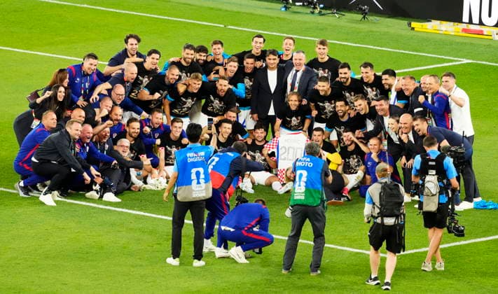 June 23, 2026, Toronto, On, CANADA: Croatia celebrate Luka Modric s 200th appearance for their country and defeating Panama in a World Cup Group L soccer match, in Toronto, on Tuesday, June 23, 2026. Canada News - June 23, 2026  - ZUMAc35_ 20260623_zaf_c35_242 Copyright: xChrisxYoungx