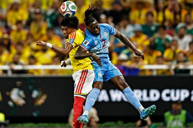 June 23, 2026, Guadalajara, Jalisco, Mexico: Johan Mojica of Colombia battles for possession ball with Aaron Wan-Bissaka of Congo DR during the match between Colombia and Congo DR for the 2st round of the group K of the FIFA World Cup, WM, Weltmeisterschaft, Fussball 2026, at Guadalajara Stadium, in Guadalajara, Mexico on June 23, 2026. Photo: DiaEsportivo Guadalajara Mexico - ZUMAh208 20260623_zsp_h208_020 Copyright: xHeulerxAndreyx