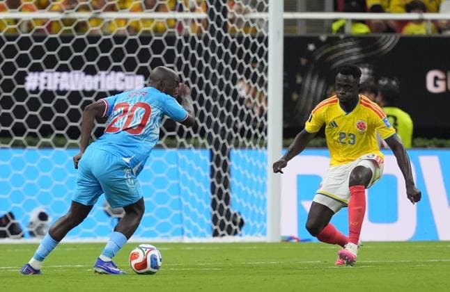 Colombia v DR Congo - FIFA World Cup, WM, Weltmeisterschaft, Fussball 2026 - Group K ZAPOPAN, MEXICO - JUNE 23: Yoane Wissa (20) of DR Congo in action against Davinson Sanchez (23) of Colombia during the 2026 FIFA World Cup First Stage Group K match between Colombia and DR Congo at Estadio Akron (Guadalajara Stadium) in Zapopan, Guadalajara, Mexico on June 23, 2026. Juancho Torres Anadolu Jalisco Mexico. Editorial use only. Please get in touch for any other usage.  Copyright: x2026xAnadoluxJuanchoxTorresx