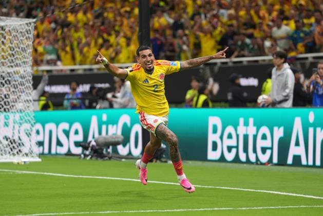 Colombia v DR Congo - FIFA World Cup, WM, Weltmeisterschaft, Fussball 2026 - Group K ZAPOPAN, MEXICO - JUNE 23: Daniel Munoz of Colombia celebrates after scoring a goal during the 2026 FIFA World Cup First Stage Group K match between Colombia and DR Congo at Estadio Akron (Guadalajara Stadium) in Zapopan, Guadalajara, Mexico on June 23, 2026. Juancho Torres Anadolu Jalisco Mexico. Editorial use only. Please get in touch for any other usage.  Copyright: x2026xAnadoluxJuanchoxTorresx