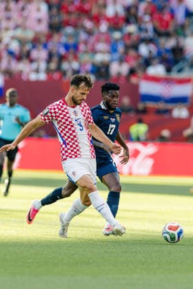 Marin Pongra?i? of Croatia passes the ball during the FIFA World Cup, WM, Weltmeisterschaft, Fussball game between Panama and Croatia at Toronto Stadium on June 23, 2026 in Toronto, Ontario, Canada  Copyright: xCurtisxWongx xSPPx Sportspressphoto_SPR174909