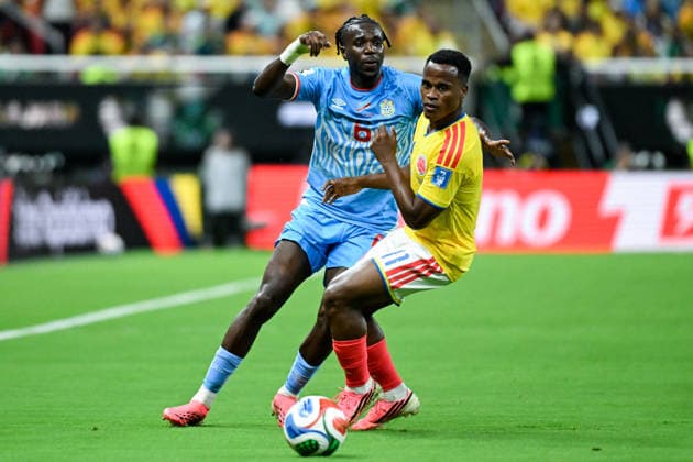 Ngal ayel Mukau of Congo DR (L) passes the ball under pressure from Jhon Arias of Colombia (R) during a FIFA Men’s World Cup 2026 Group Stage football match between Colombia and Congo DR at Guadalajara Stadium, in Guadalajara on June 23th 2026 (Photo by Nayra Halm SPP)  Copyright: xNayraxHalm SPPx Sportspressphoto_SPR175008