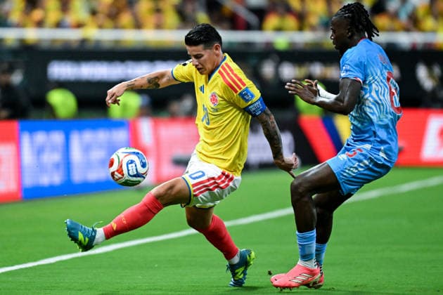 James Rodriguez of Colombia (L) runs with the ball under pressure from Ngal ayel Mukau of Congo DR (R) during a FIFA Men’s World Cup 2026 Group Stage football match between Colombia and Congo DR at Guadalajara Stadium, in Guadalajara on June 23th 2026 (Photo by Nayra Halm SPP)  Copyright: xNayraxHalm SPPx Sportspressphoto_SPR175011
