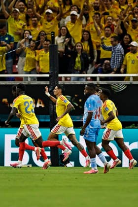 June 23, 2026, Guadalajara, Jalisco, Mexico: Daniel Munoz of Colombia celebrates after scoring the first goal of his team during the match between Colombia and Congo DR for the 2st round of the group K of the FIFA World Cup, WM, Weltmeisterschaft, Fussball 2026, at Guadalajara Stadium, in Guadalajara, Mexico on June 23, 2026. Photo: DiaEsportivo FIFA World Cup 2026, Colombia Vs Congo DR, Guadalajara, Mexico  - ZUMAh208 20260623_zsp_h208_022 Copyright: xHeulerxAndreyx