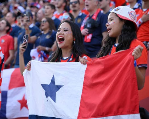 June 23, 2026, Toronto, Ontario, Canada: Fans of Team Panama cheer before the 2026 FIFA World Cup, WM, Weltmeisterschaft, Fussball game between Panama and Croatia at Toronto Stadium. Croatia won the match 1-0. Sports News - June 23, 2026  - ZUMAv136 20260623_zsp_v136_010 Copyright: xJeffxVoganx