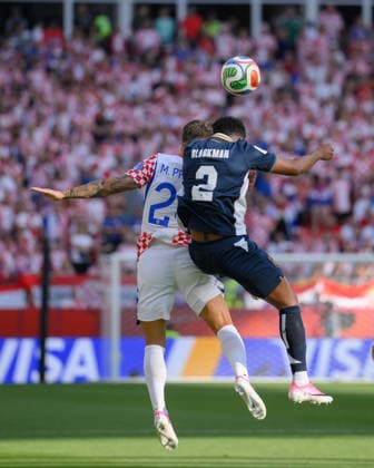 June 23, 2026, Toronto, Ontario, Canada: Dion Drena Beljo ( 24) of Croatia and Cesar Blackman ( 2) of Panama battle for an aerial ball during the 2026 FIFA World Cup, WM, Weltmeisterschaft, Fussball game between Panama and Croatia at Toronto Stadium. Croatia won the match 1-0. Sports News - June 23, 2026  - ZUMAv136 20260623_zsp_v136_020 Copyright: xJeffxVoganx