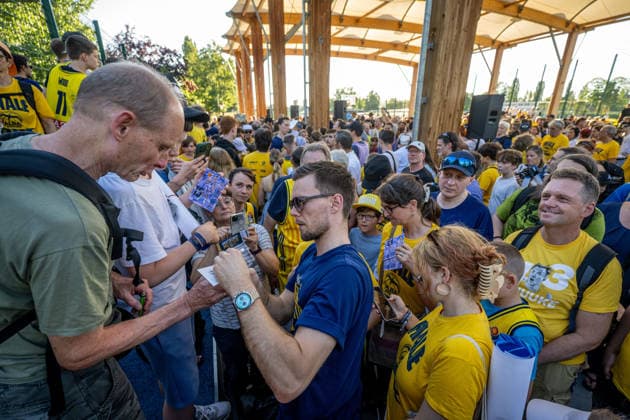 Basketball Berlin 23.06.2026 Saison 2025 2026 EasyCredit BBL 1. Bundesliga Alba Berlin ist Deutscher Meister 2026 Fanfest Martin Hermannsson (Alba Berlin, No.15) *** Basketball Berlin June 23, 2026 2025–2026 Season EasyCredit BBL 1 Bundesliga Alba Berlin is the 2026 German Champion Fan Festival Martin Hermannsson Alba Berlin, No. 15,detected_source_language