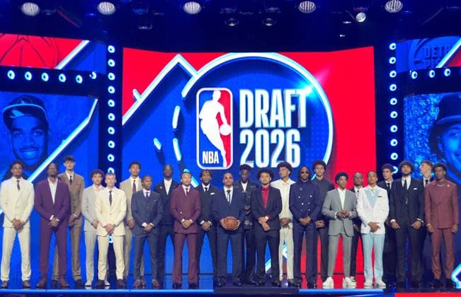The 2026 NBA, Basketball Herren, USA Draft completed its first round NEW YORK, UNITED STATES - JUNE 23: The 2026 NBA Draft completed its first round and BYU forward AJ Dybantsa, Kansas guard Darryn Peterson, Duke forward Cameron Boozer, and North Carolina Tar Heels forward Caleb Wilson were viewed as the top four players in the 2026 NBA Draft at Barclays Center in Brooklyn, New York City, U.S., on June 23, 2026. Selcuk Acar Anadolu New York United States. Editorial use only. Please get in touch for any other usage.  Copyright: x2026xAnadoluxSelcukxAcarx