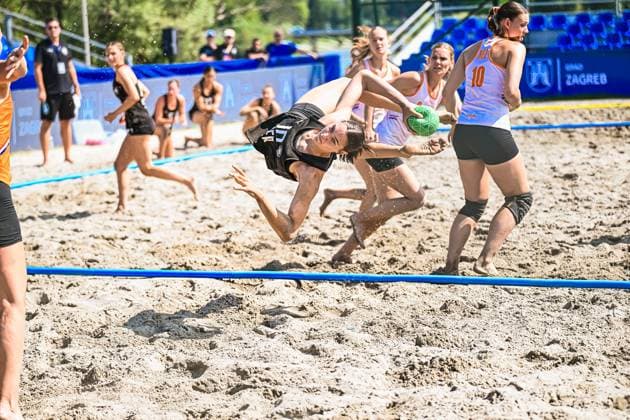 The IHF Beach Handball World Championship, WM, Weltmeisterschaft 2026 brings together the world s best men s and women s national teams to compete for the world title. The photo gallery showcases spectacular action, athletic performances, emotional moments, and the unique atmosphere of international beach handball at the highest level. Players from across the globe compete in thrilling matches on the sand, demonstrating skill, teamwork, and determination throughout the tournament. IHF Beach Handball World Championship 2026, 23.06.2026, Zagreb, Jarun See *** The 2026 IHF Beach Handball World Championship brings together the world’s best men’s and women’s national teams to compete for the world title. The photo gallery showcases spectacular action, athletic performances, emotional moments, and the unique atmosphere of international beach handball at the highest level. Players from across the globe compete in thrilling matches on the sand, demonstrating skill, teamwork, and determination throughout the tournament. IHF Beach Handball World Championship 2026, June 23, 2026, Zagreb, Jarun See,detected_source_language Copyright: xspeedshotx xDorianfrickx