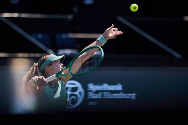 June 24, 2026, Bad Homburg, Hessen, Germany: Mirra Andreeva serves to Ekaterina Alexandrova during the BAD HOMBURG OPEN powered by SOLARWATTT- WTA500 - Womens Tennis, 24.6.2026 in Bad Homburg (Tennis-Club Bad Homburg), Germany - Photo: Tennis 2026: Bad Hombug Open - WTA500: ALEXANDROVA 6:3 6:4 ANDREEVA  - ZUMAs343 20260624_zsp_s343_022 Copyright: xMathiasxSchulzx