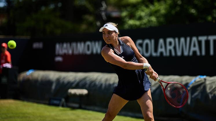 June 24, 2026, Bad Homburg, Hessen, Germany: Elena-Gabriela Ruse of Romania returns with backhand to Anna Kalinskaya during the BAD HOMBURG OPEN powered by SOLARWATTT- WTA500 - Womens Tennis, 24.6.2026 in Bad Homburg (Tennis-Club Bad Homburg), Germany - Photo: Tennis 2026: Bad Hombug Open - WTA500: RUSE 7:5 6:2 KALINSKAYA  - ZUMAs343 20260624_zsp_s343_067 Copyright: xMathiasxSchulzx