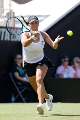 RECORD DATE NOT STATED 24th June 2026; Devonshire Park Lawn Tennis Club, Eastbourne, East Sussex, England; Lexus Eastbourne Open Tennis, Day Four; Jessica Bouzas Maneiro (ESP) plays a forehand shot against Madison Keys (USA) HongboxChen